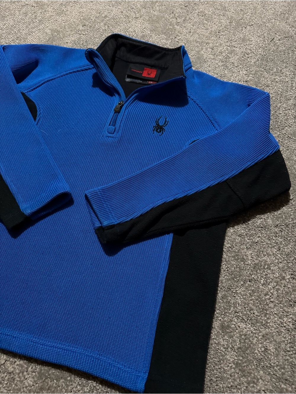 SPYDER youth size large quarter zip blue and black sweatshirt thick and‎ warm